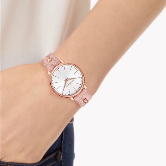 🆕Michael Kors Watch with studs and mk logo strap - Picture 2 of 7
